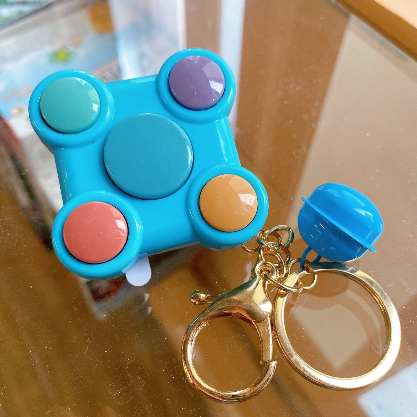 Memory Wars Game Machine Keychain Charm